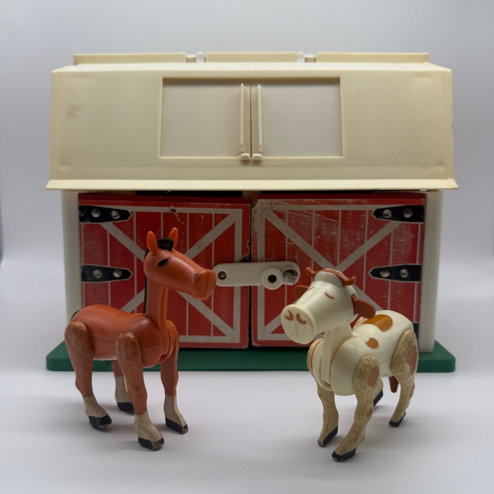 Vintage 1967 Fisher Price Play Family Farm 915 Kids Toys Red Barn Animals